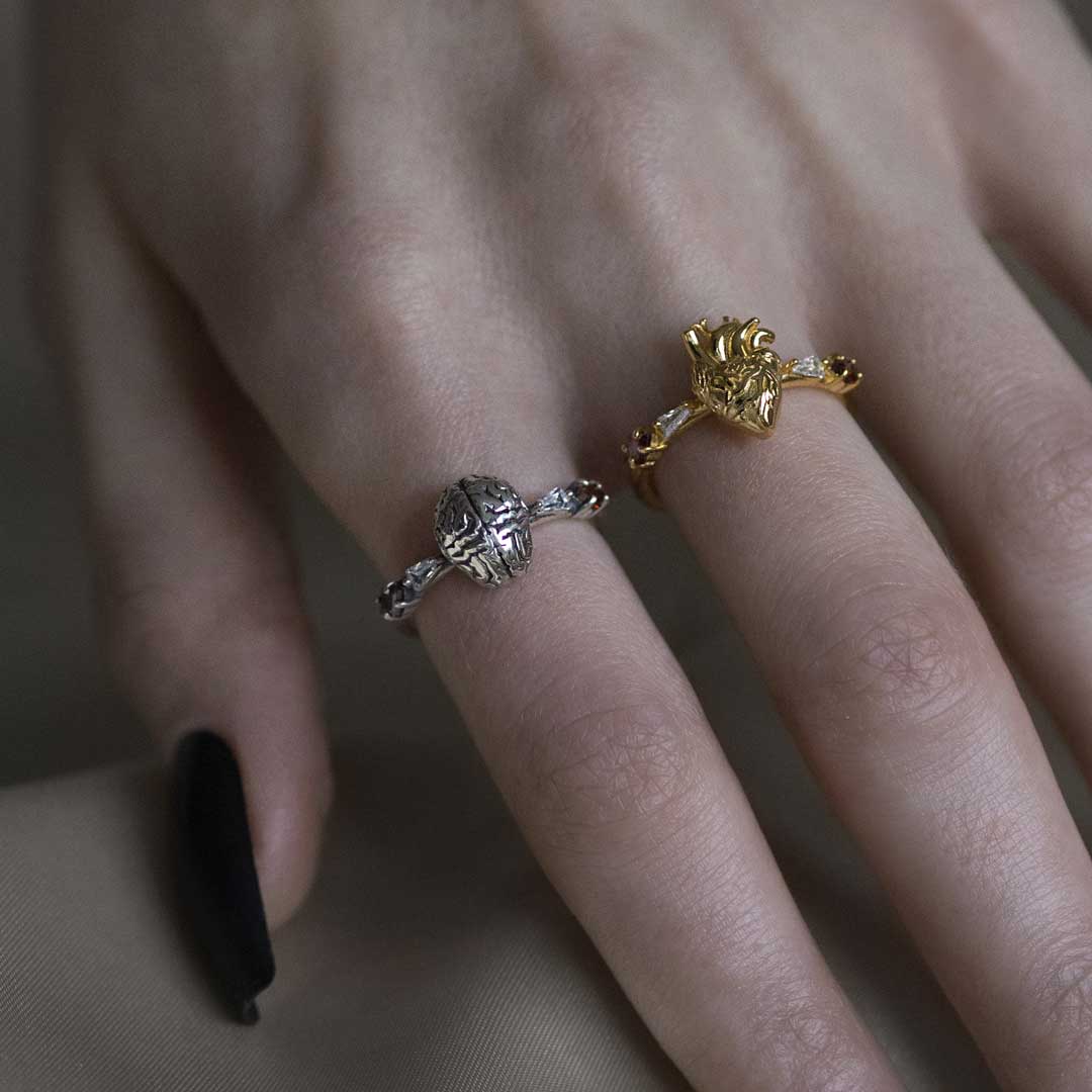 ALL MY HEART. Anatomical Heart Ring - Silver - Image 4