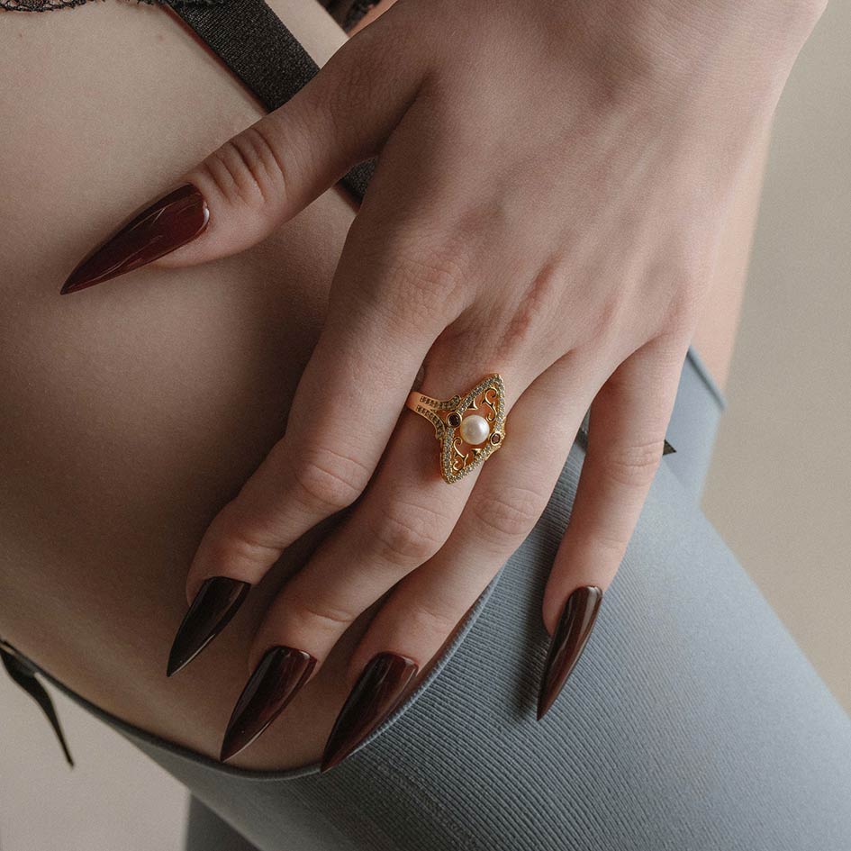 ARABELLA. Thorn Encased Pearl Ring - Gold