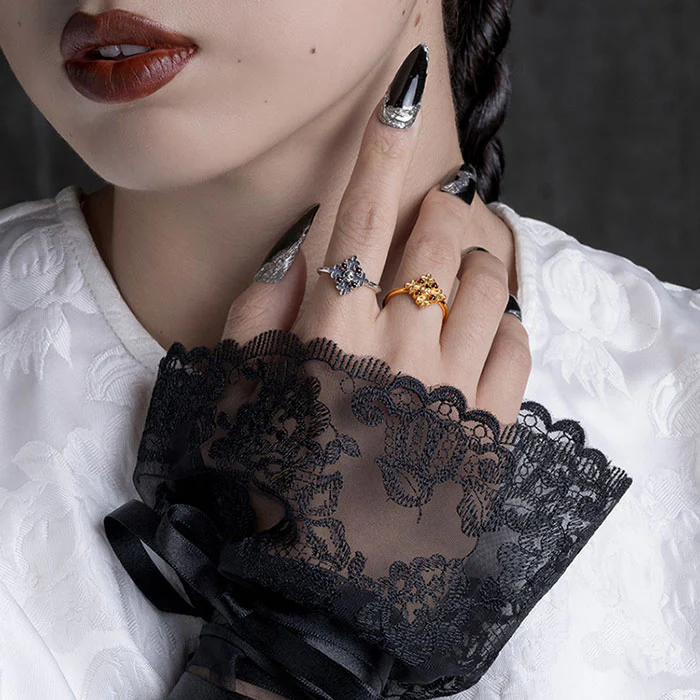 ELVIRA. Medieval Cross Garnet Ring - Gold - Image 2