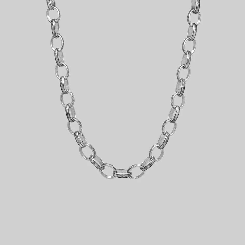 MAGNUS. Elizabethan Style Long Chain - Silver