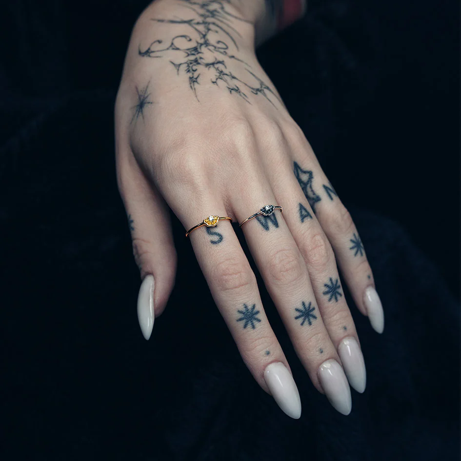 MAUD. Gothic Clam Shell Ring - Silver - Image 2