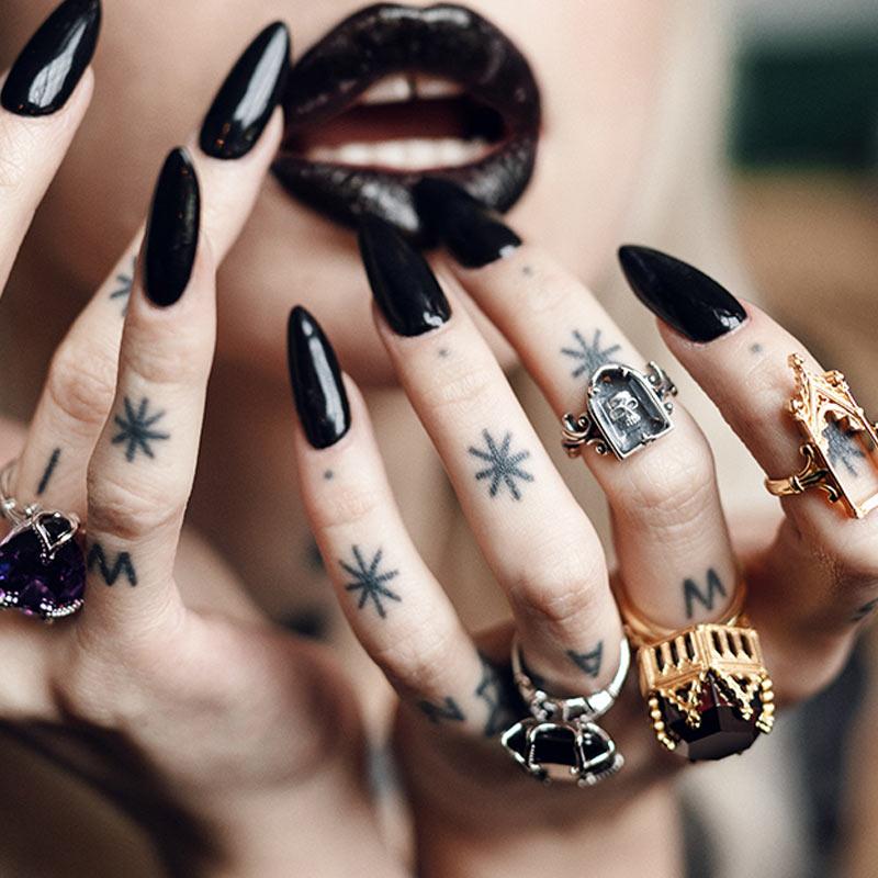 OMINOUS. Skull Under Glass™ Ring - Gold - Image 3