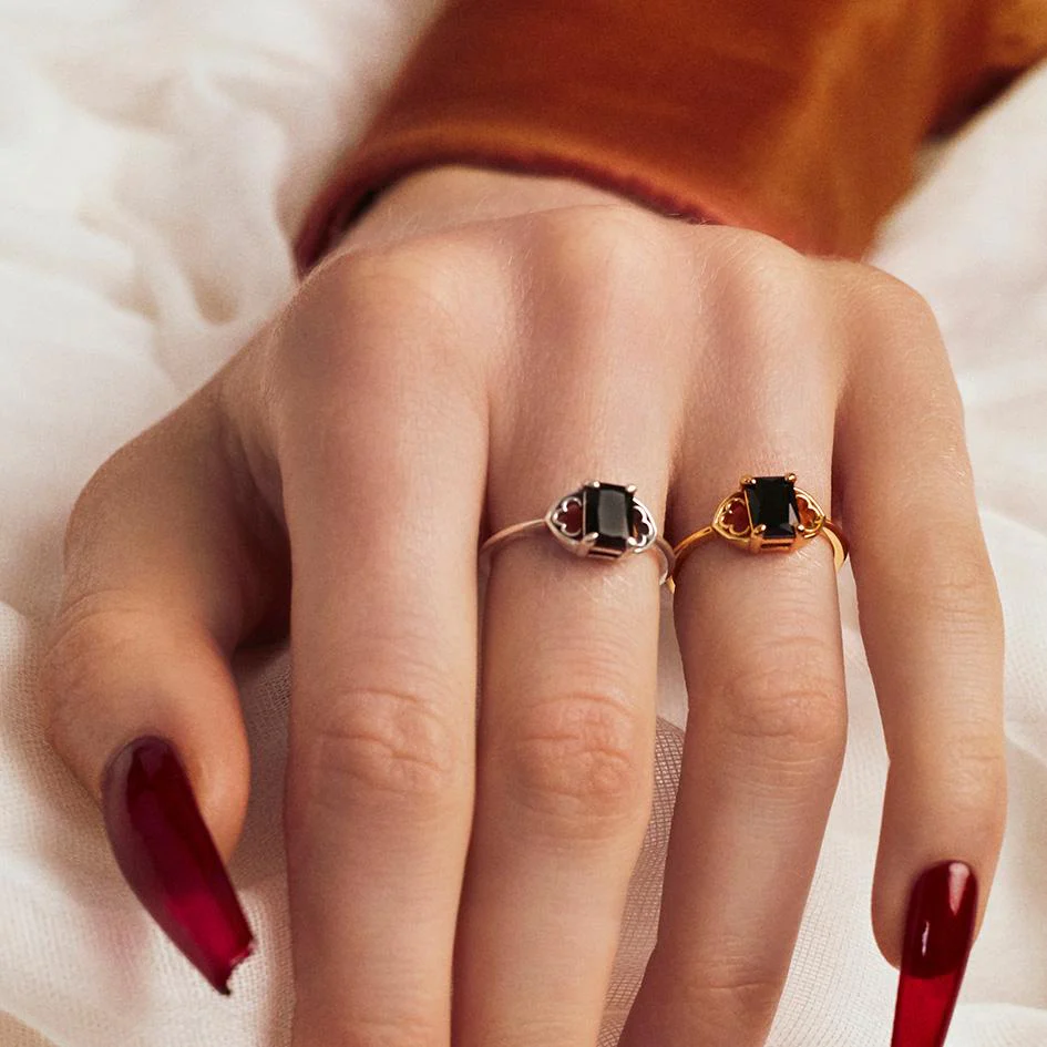 RAPTURE. Onyx & Gothic Arches Ring - Silver - Image 2