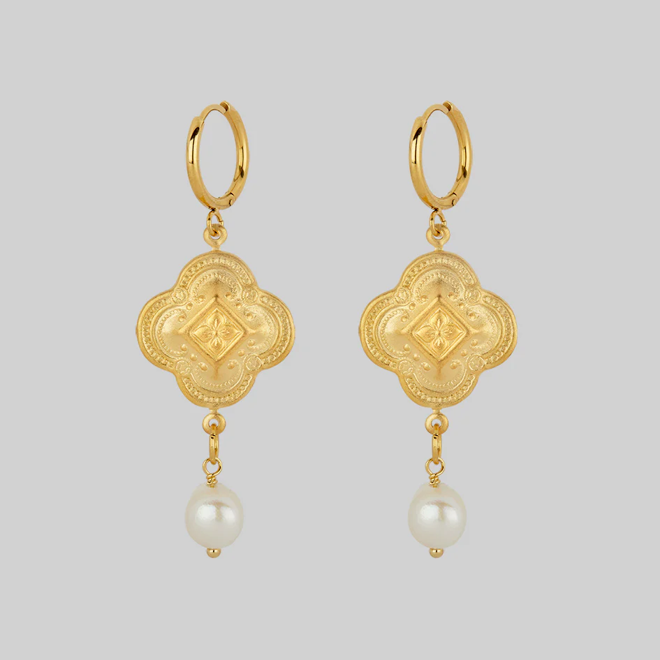 REALM. Quatrefoil Pearl Hoop Earrings - Gold - Image 2