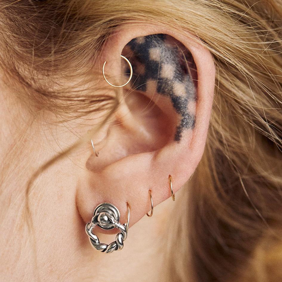 REFUTE. Twisted Snake Door Knocker Earrings - Silver - Image 2