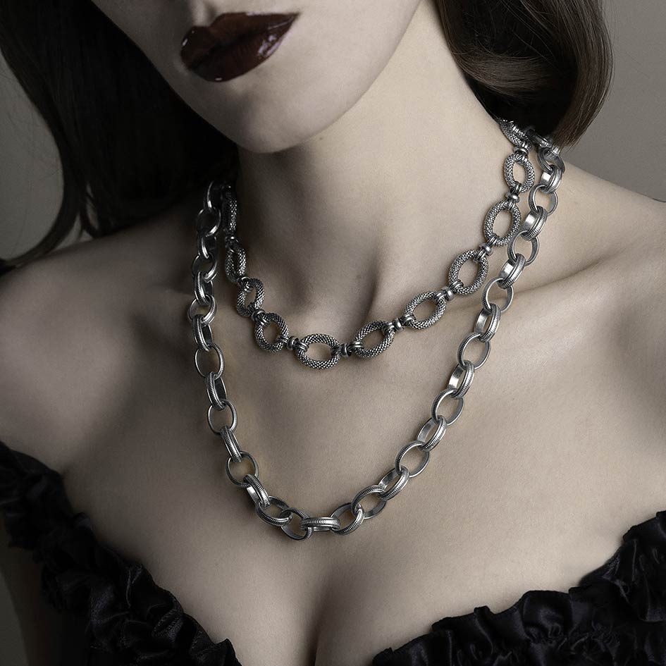 SERPENS. Snakeskin Oval Link Chain - Silver - Image 2