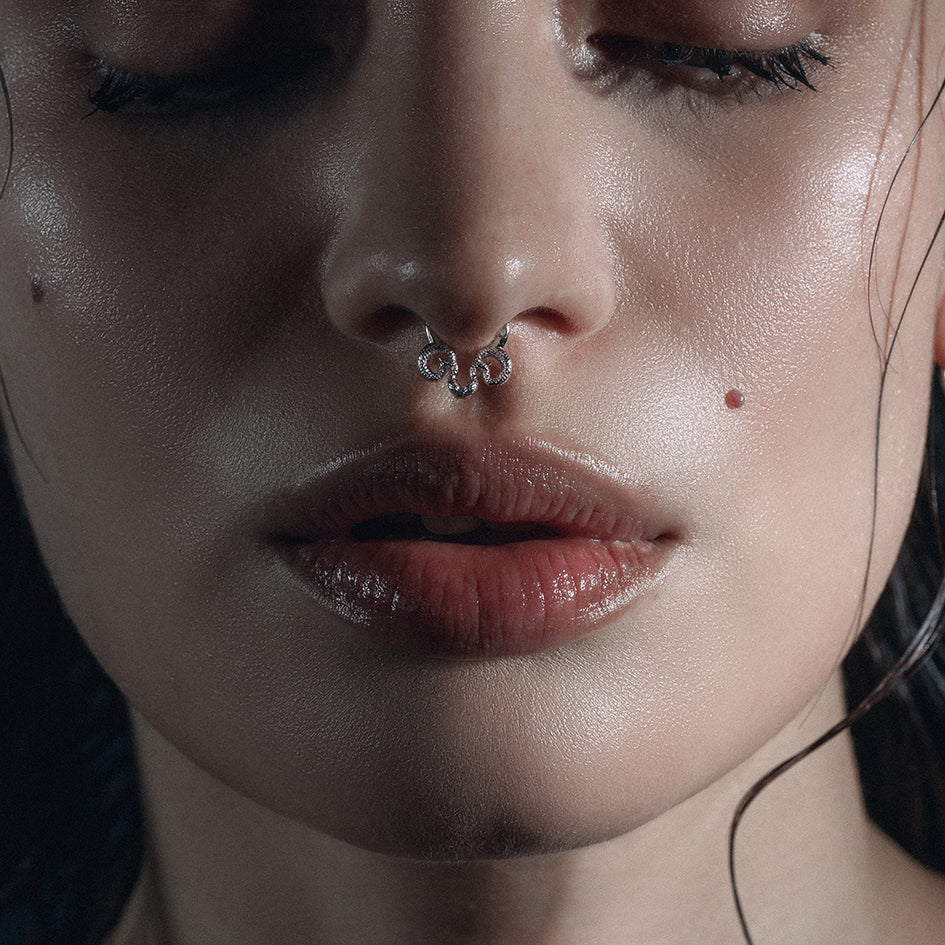 SERPENTINE. Sea Snake Bound Septum Clicker Ring - Gold - Image 3