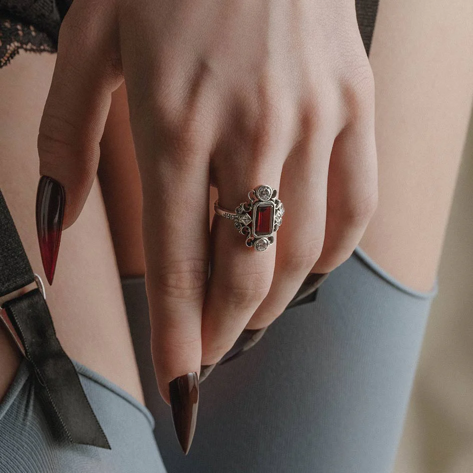 TAUNT. Thorn & Garnet Cocktail Ring - Silver - Image 2