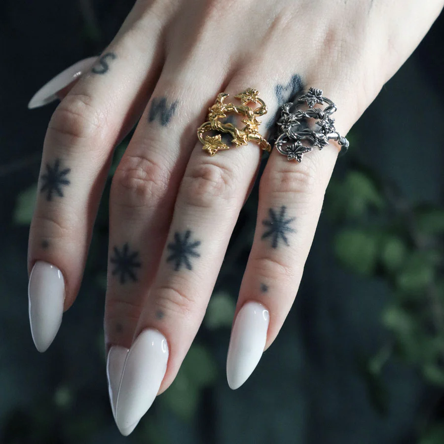 THORA. Climbing Ivy Ring - Gold - Image 2